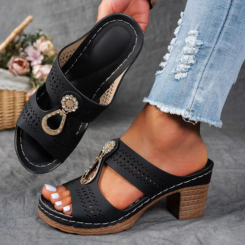 Yora | Chic and Comfortable Orthopedic Sandals